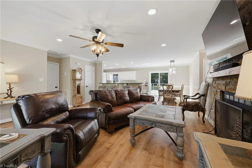 40 Candlewick Cove Drive Taylorsville, NC 28681