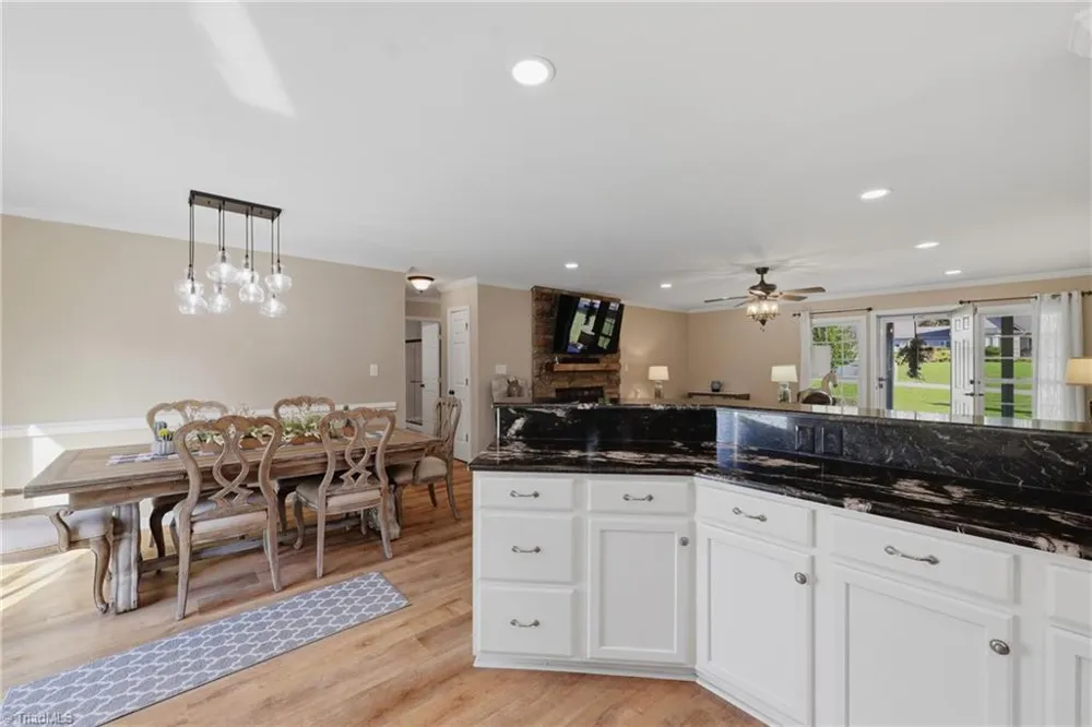 40 Candlewick Cove Drive Taylorsville, NC 28681