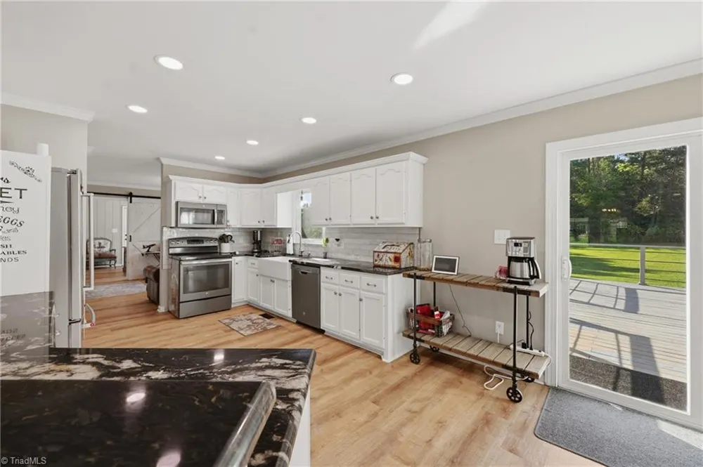 40 Candlewick Cove Drive Taylorsville, NC 28681