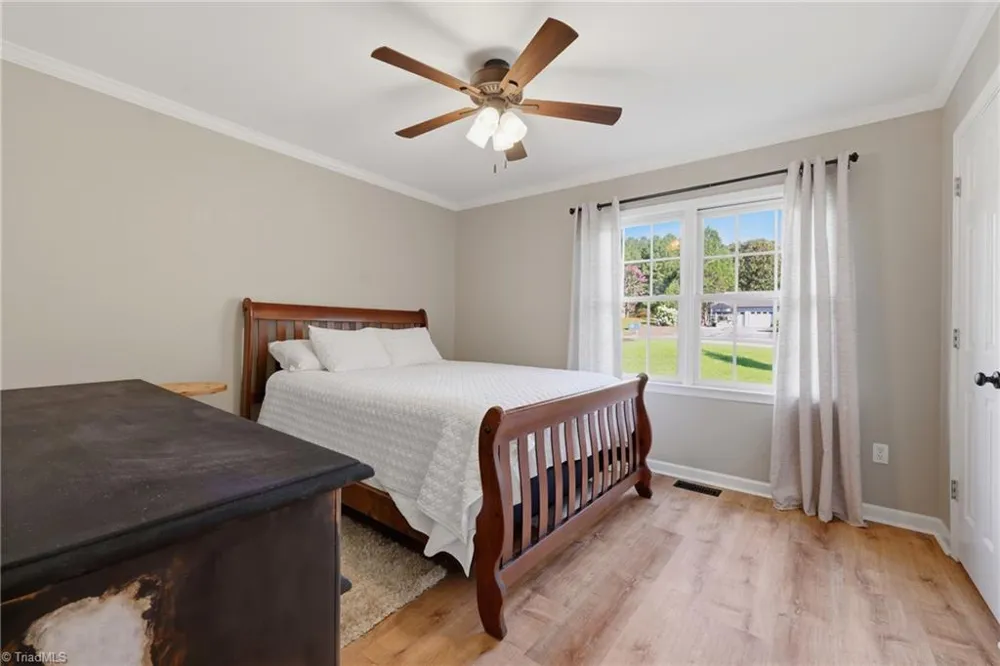 40 Candlewick Cove Drive Taylorsville, NC 28681