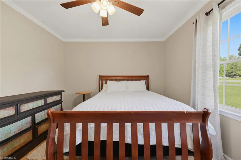 40 Candlewick Cove Drive Taylorsville, NC 28681