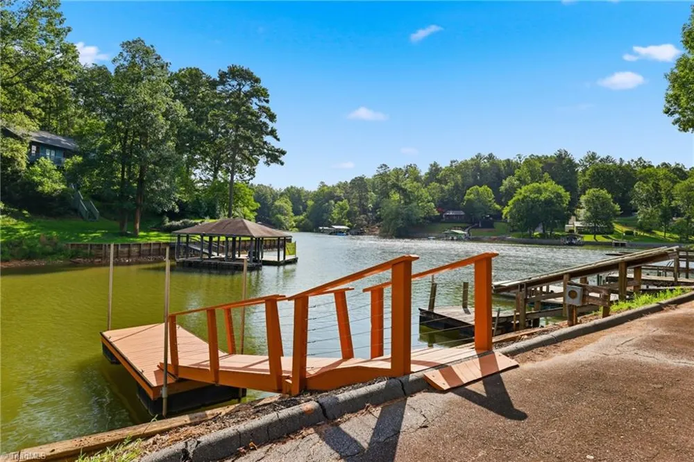 40 Candlewick Cove Drive Taylorsville, NC 28681