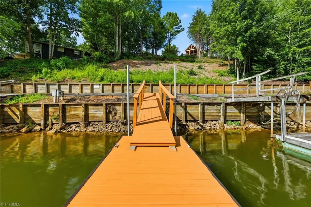 40 Candlewick Cove Drive Taylorsville, NC 28681