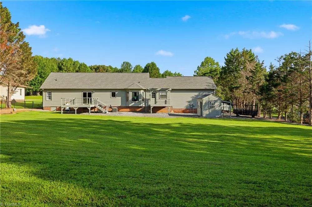 40 Candlewick Cove Drive Taylorsville, NC 28681