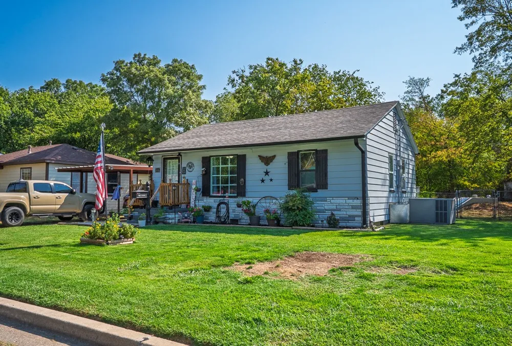 1406 Healdton Ardmore, OK 73401