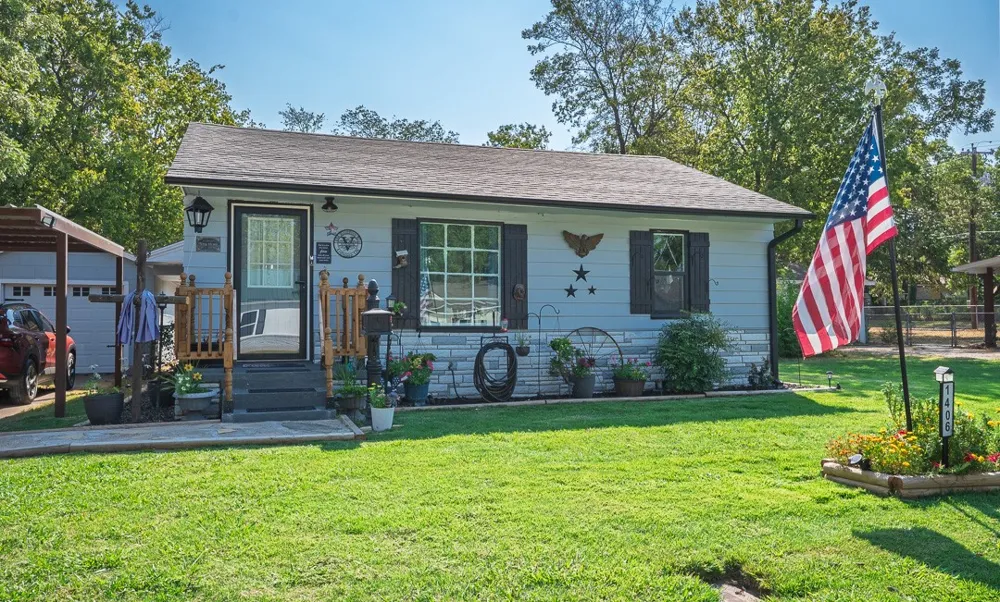 1406 Healdton Ardmore, OK 73401