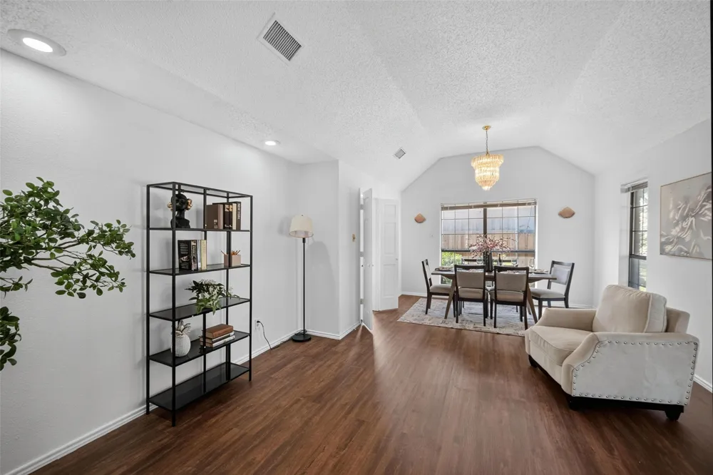 2914 Baron Drive Garland, TX 75040