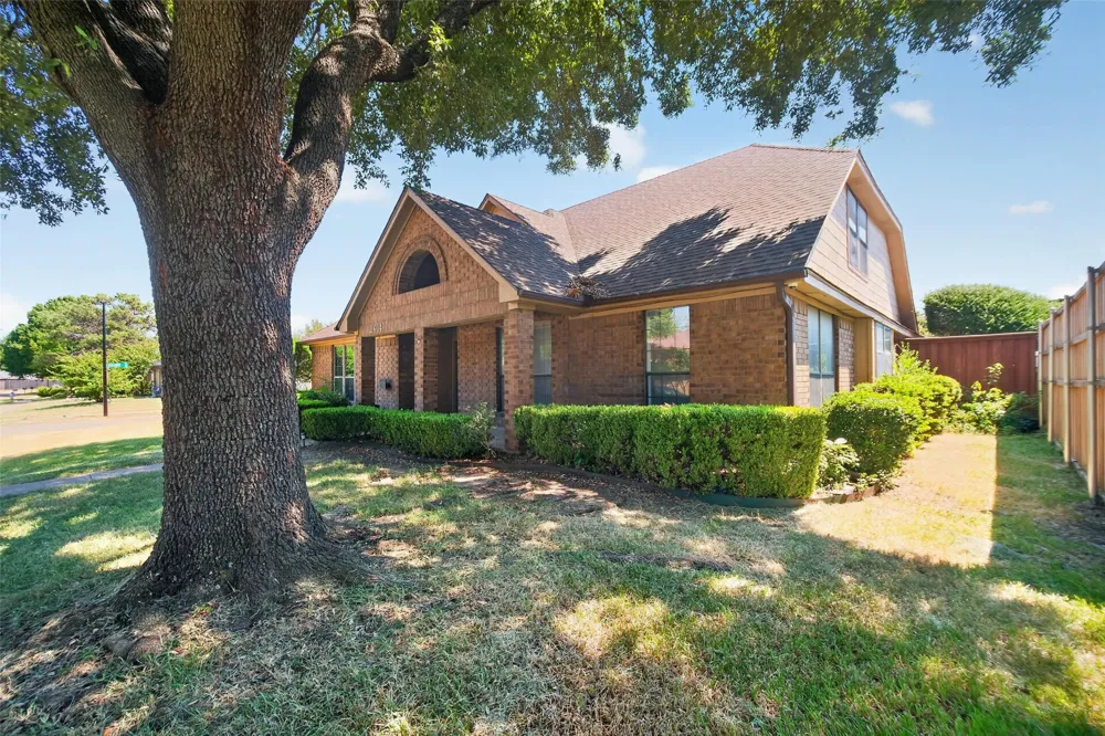 2914 Baron Drive Garland, TX 75040