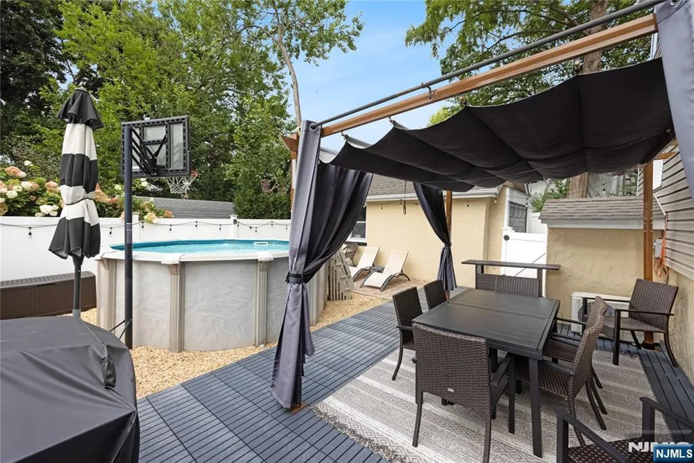 84 Vanderburgh Avenue Rutherford, NJ 07070