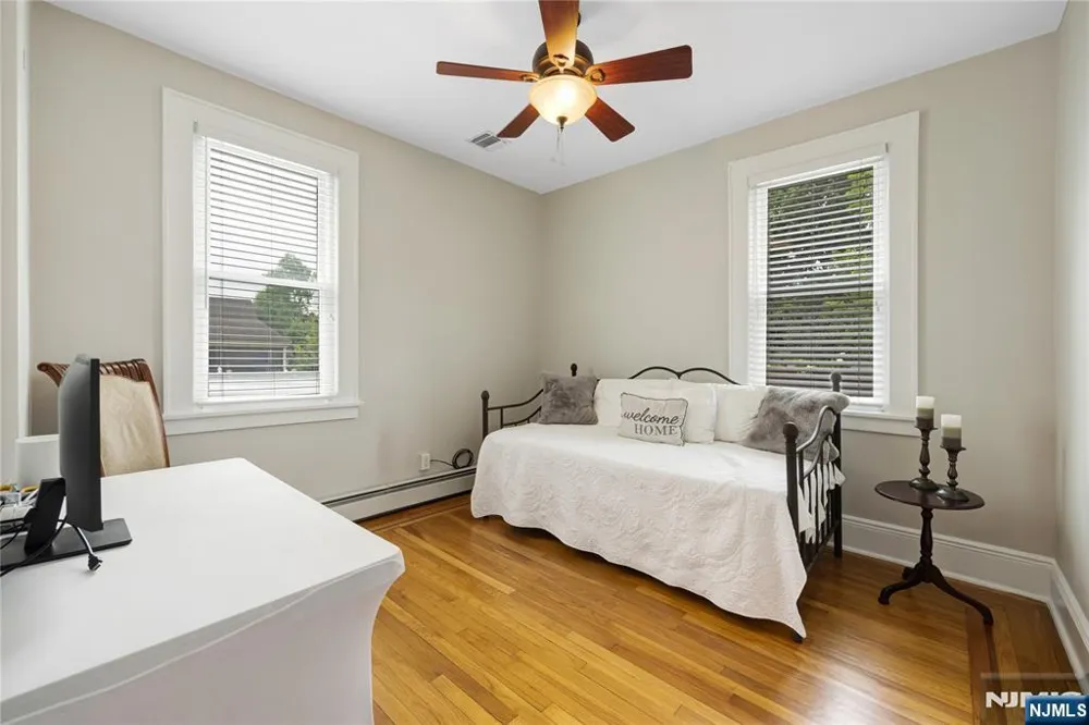 84 Vanderburgh Avenue Rutherford, NJ 07070