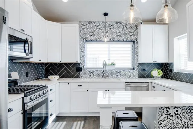 2615 W Caithness Place Denver, CO 80211