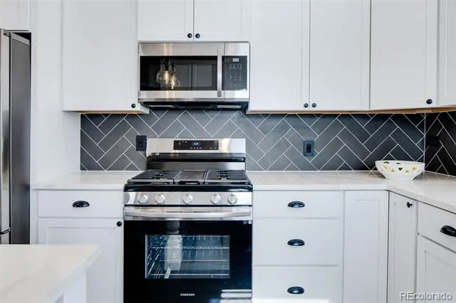 2615 W Caithness Place Denver, CO 80211