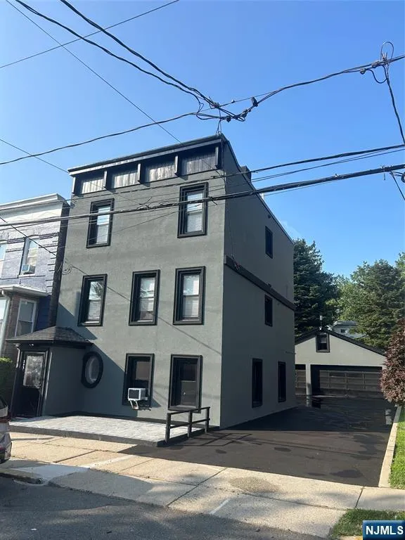 243 Lincoln Avenue 2 Cliffside Park, NJ 07010