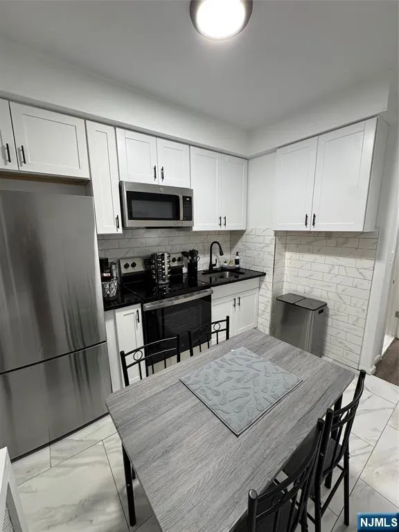 243 Lincoln Avenue 2 Cliffside Park, NJ 07010