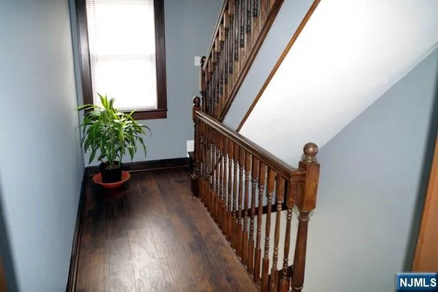 31 Brook Avenue 2 Wallington, NJ 07057