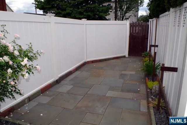 31 Brook Avenue 2 Wallington, NJ 07057