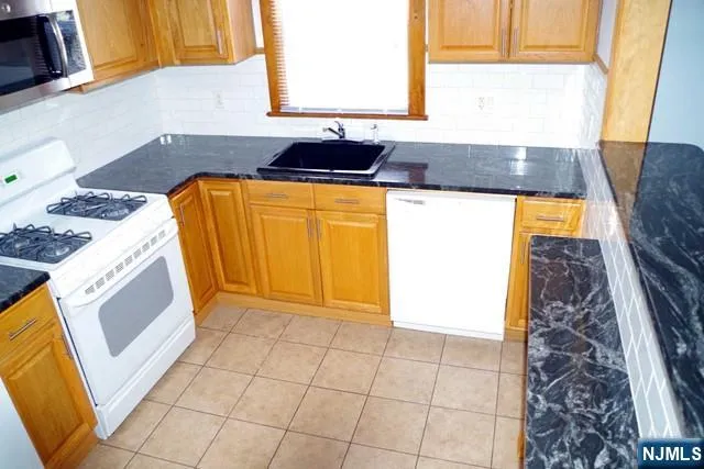 31 Brook Avenue 2 Wallington, NJ 07057