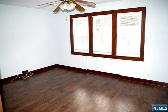 31 Brook Avenue 2 Wallington, NJ 07057