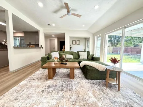 3826 Manordale Drive