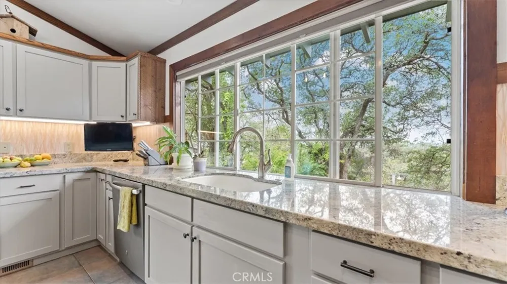 75 Quincy Place Oroville, CA 95966
