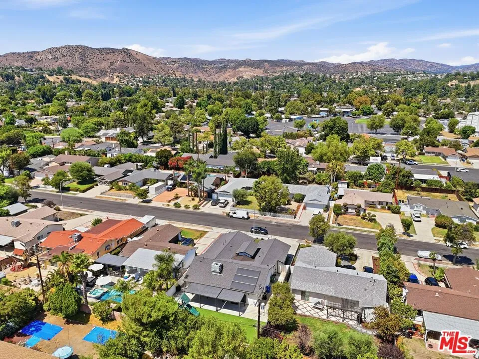 23906 Mobile Street Los Angeles, CA 91307