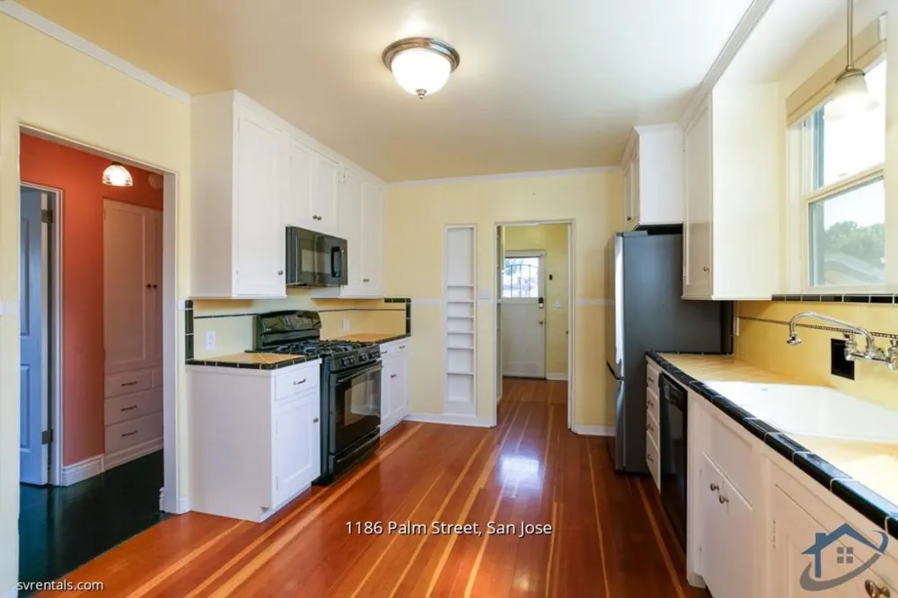 1186 Palm Street San Jose, CA 95110