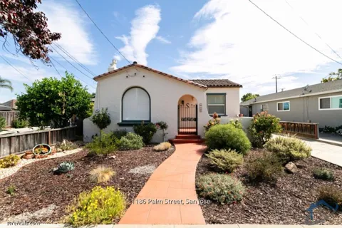 1186 Palm Street