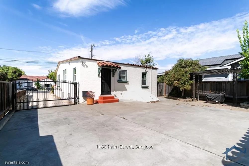 1186 Palm Street San Jose, CA 95110