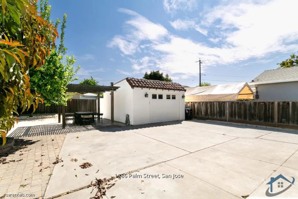 1186 Palm Street San Jose, CA 95110