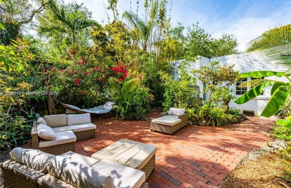 540 Majorca Ave Coral Gables, FL 33134
