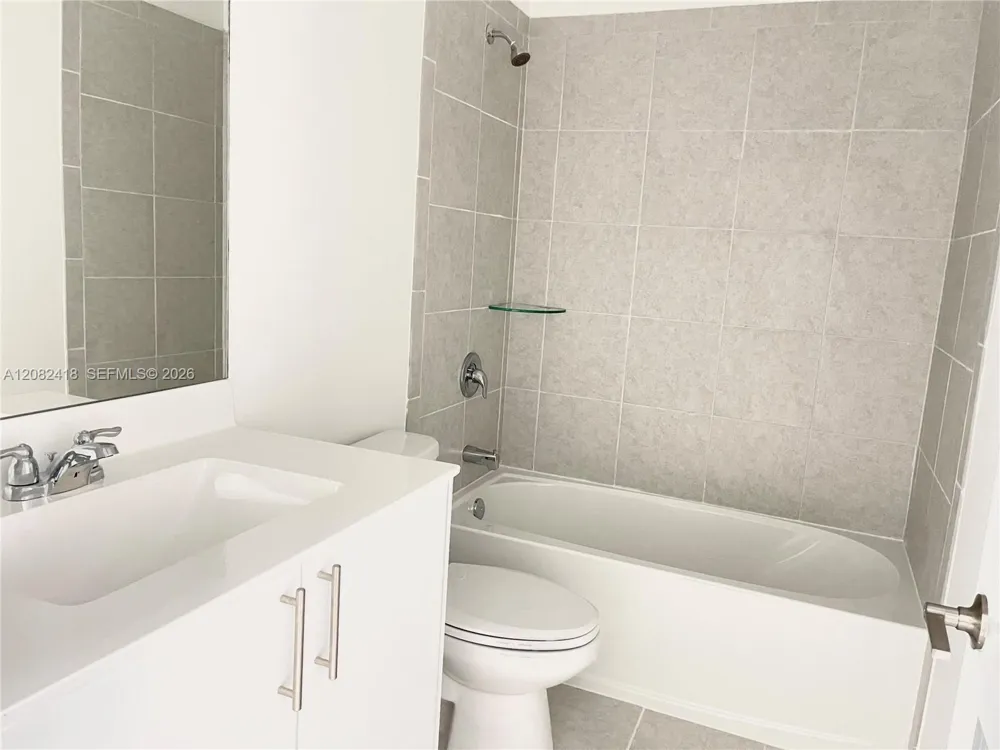1427 1427 SE 7 TER #1427 Homestead, FL 33034