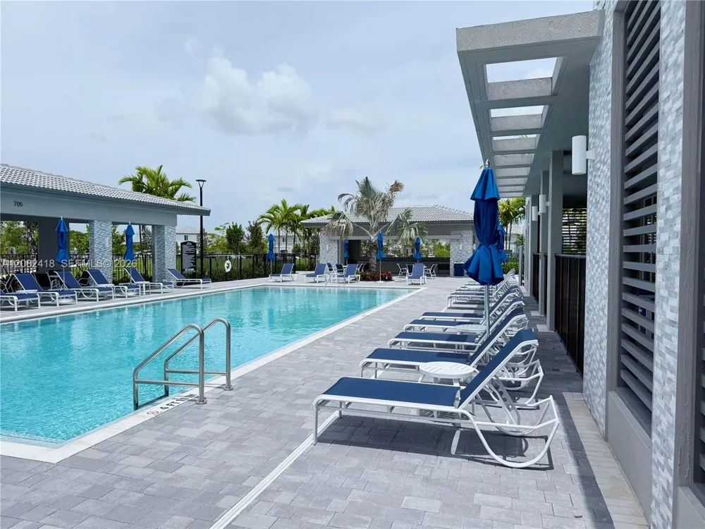1427 1427 SE 7 TER #1427 Homestead, FL 33034
