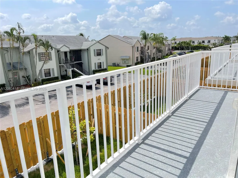 1427 1427 SE 7 TER #1427 Homestead, FL 33034