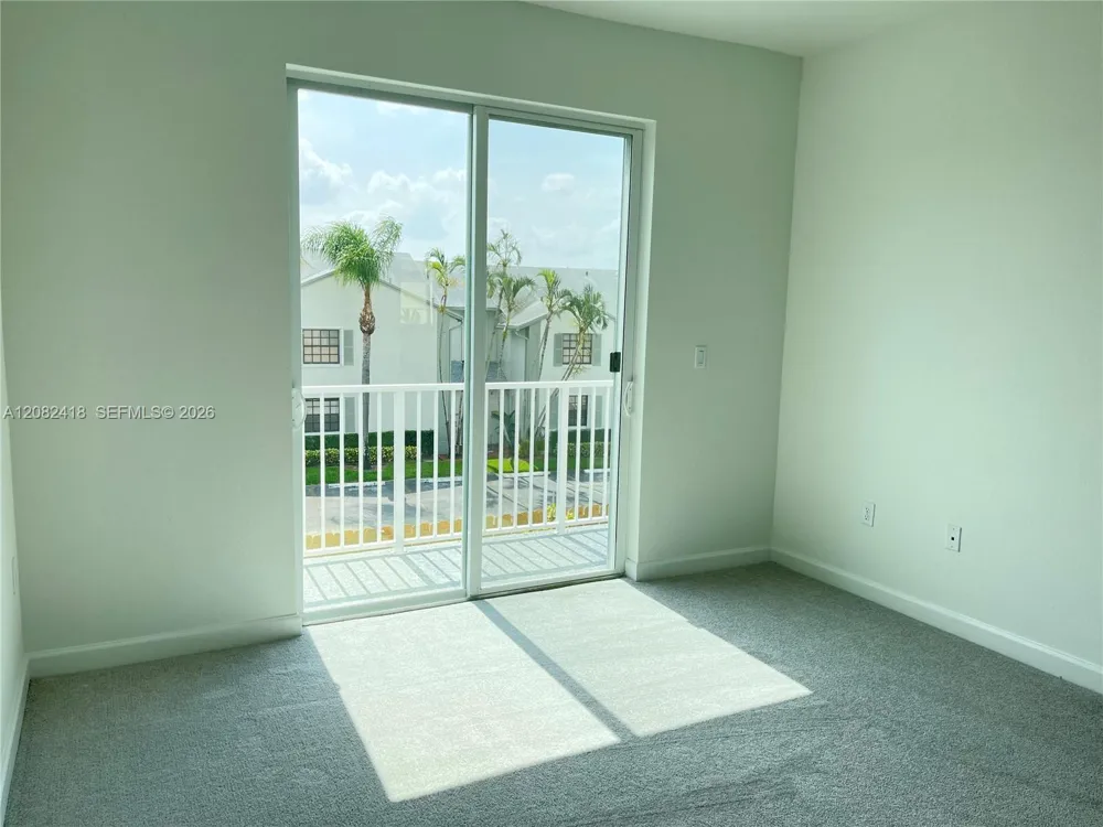 1427 1427 SE 7 TER #1427 Homestead, FL 33034