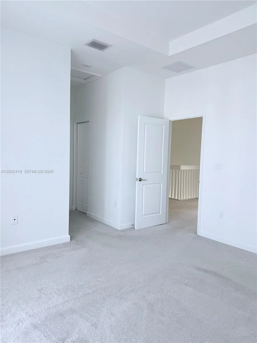 1427 1427 SE 7 TER #1427 Homestead, FL 33034