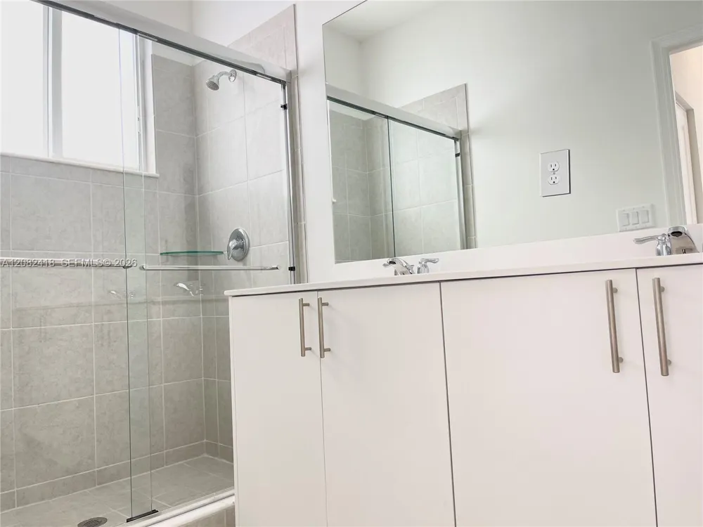 1427 1427 SE 7 TER #1427 Homestead, FL 33034