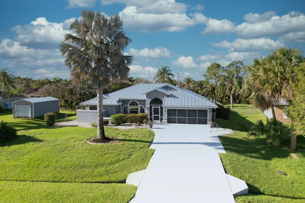 549 SE CLIFF ROAD Port St. Lucie, FL 34984