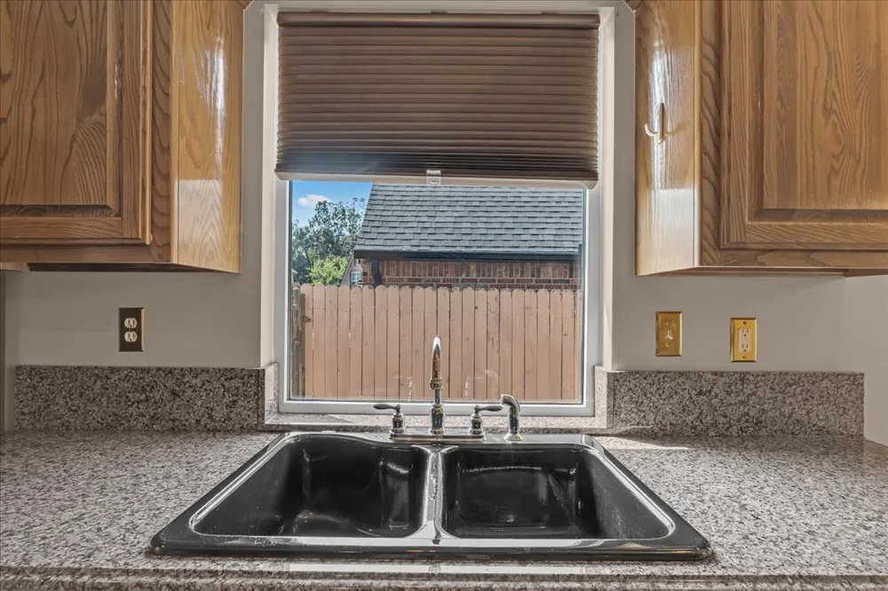 10028 S 89th East Avenue Tulsa, OK 74133