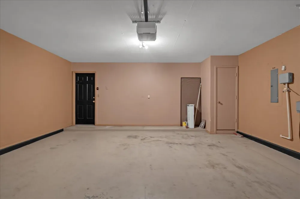 10028 S 89th East Avenue Tulsa, OK 74133