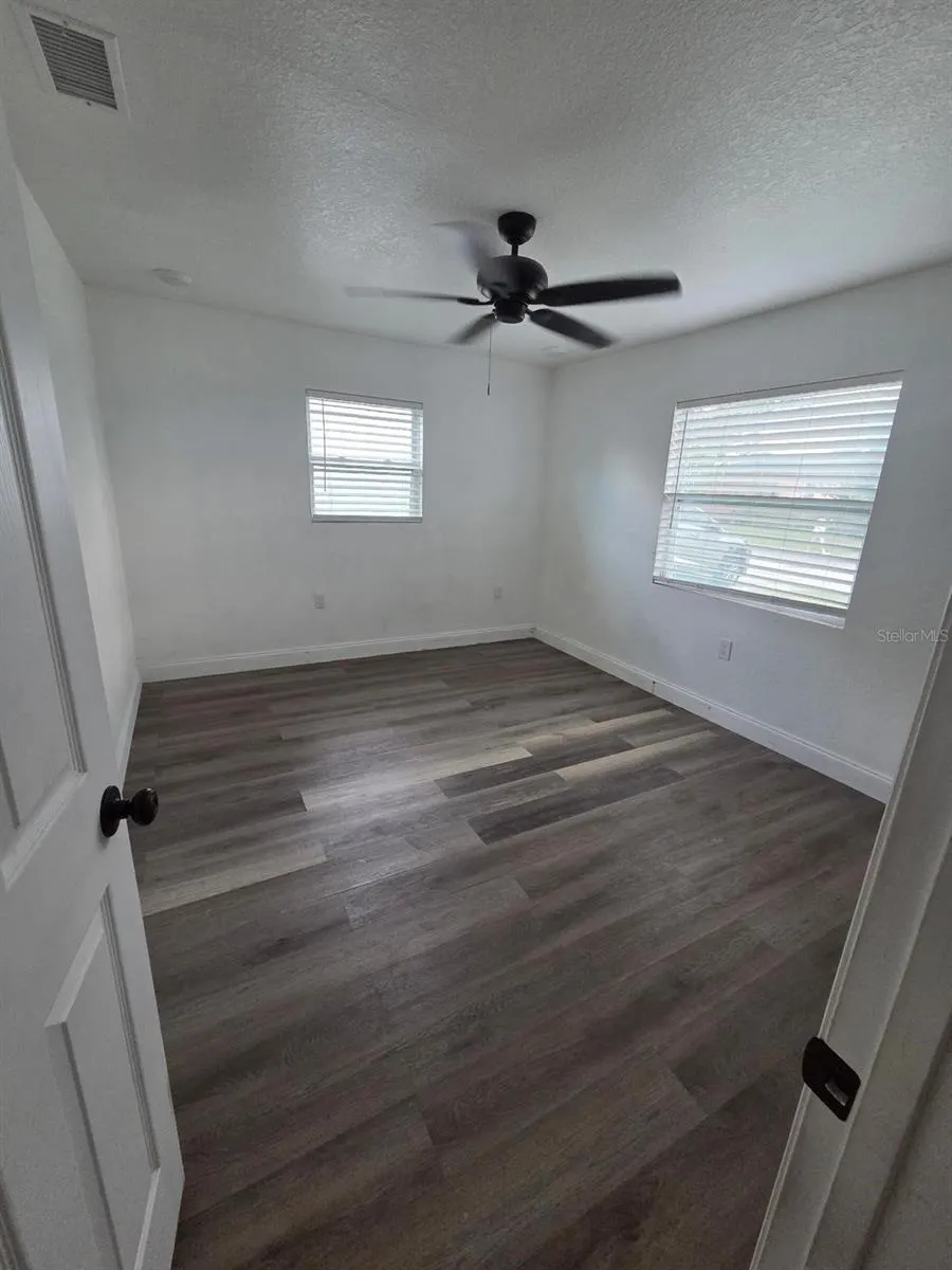9517 MARLINTON LANE Port Richey, FL 34668