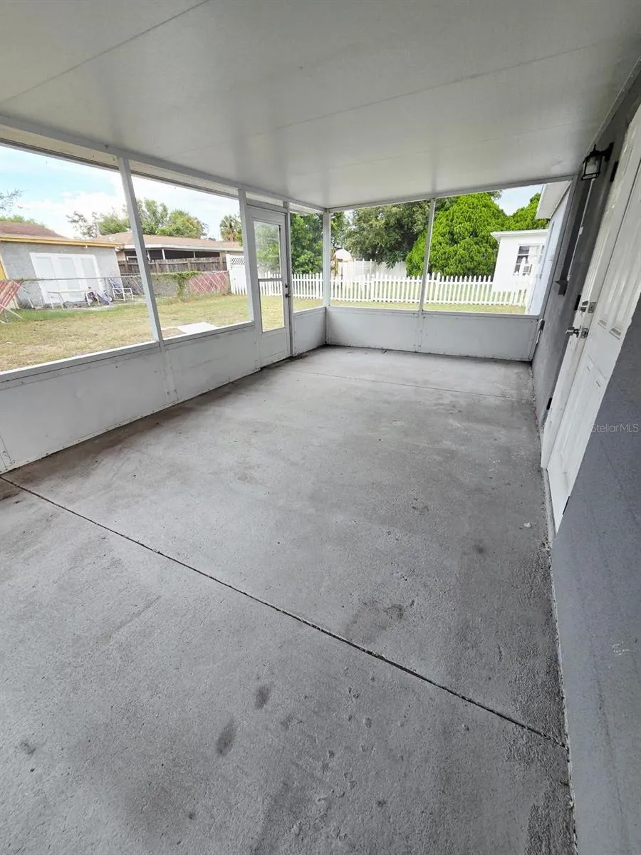 9517 MARLINTON LANE Port Richey, FL 34668