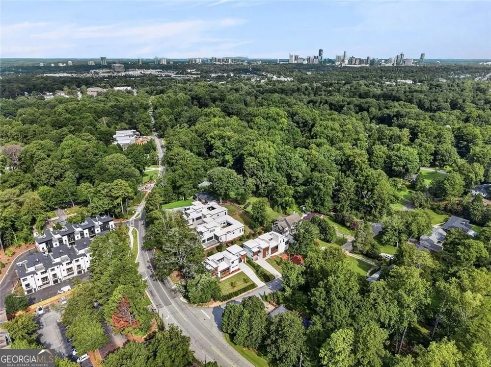1192 Bernadette LN NE Atlanta, GA 30329
