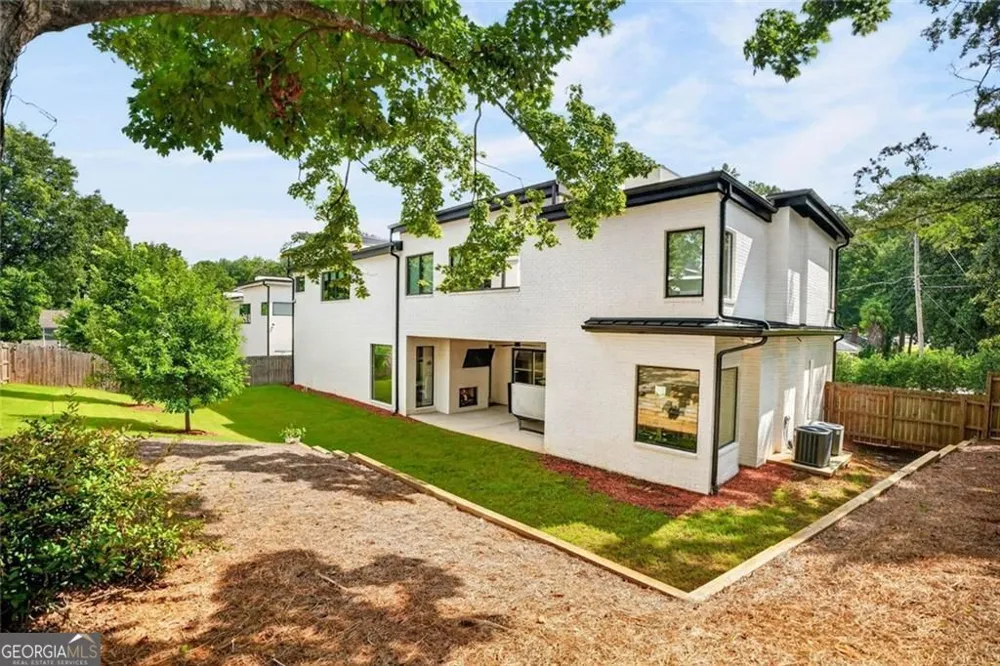 1192 Bernadette LN NE Atlanta, GA 30329