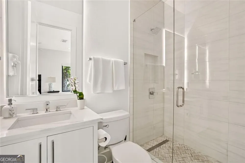 1192 Bernadette LN NE Atlanta, GA 30329