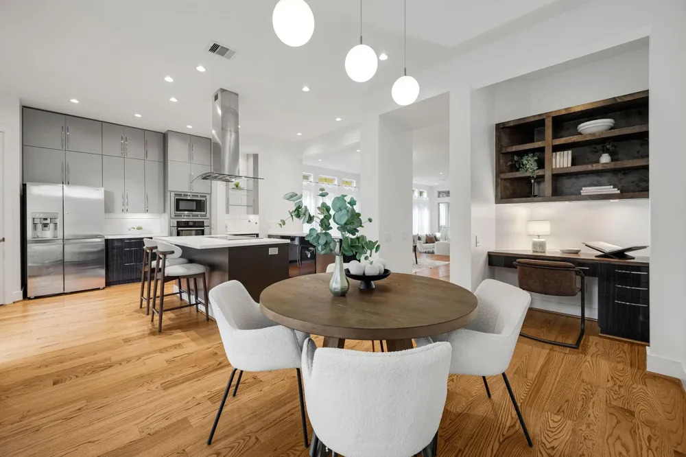 1518 W Clay Street Houston, TX 77019
