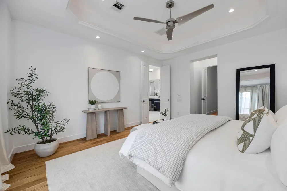 1518 W Clay Street Houston, TX 77019