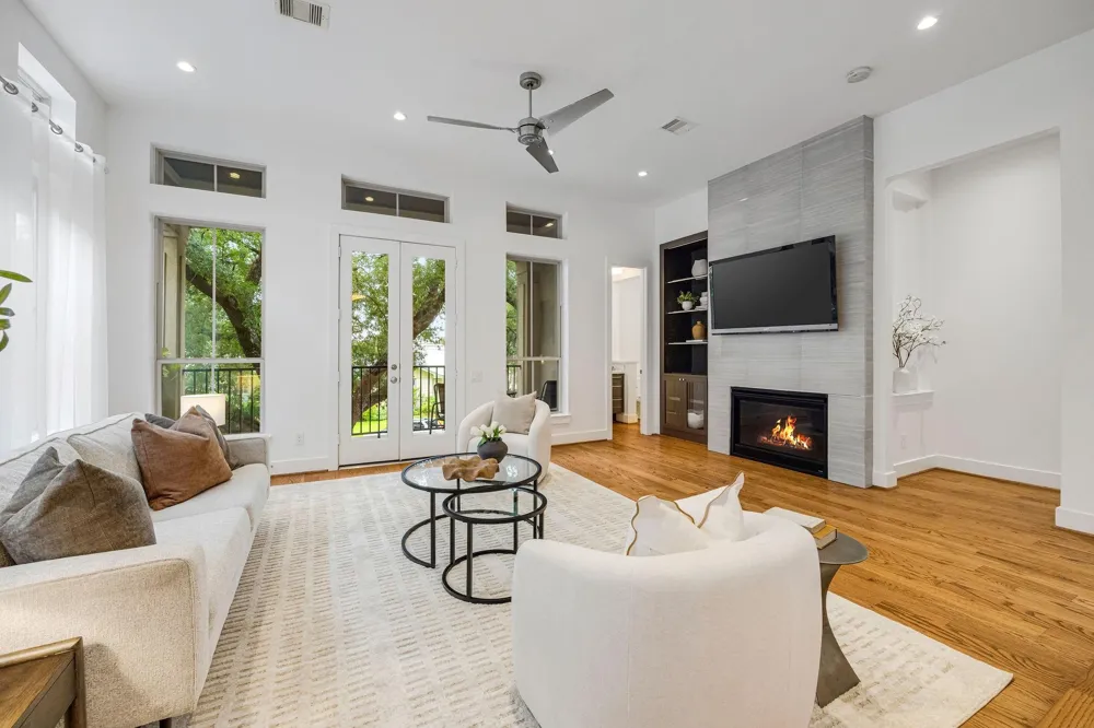 1518 W Clay Street Houston, TX 77019