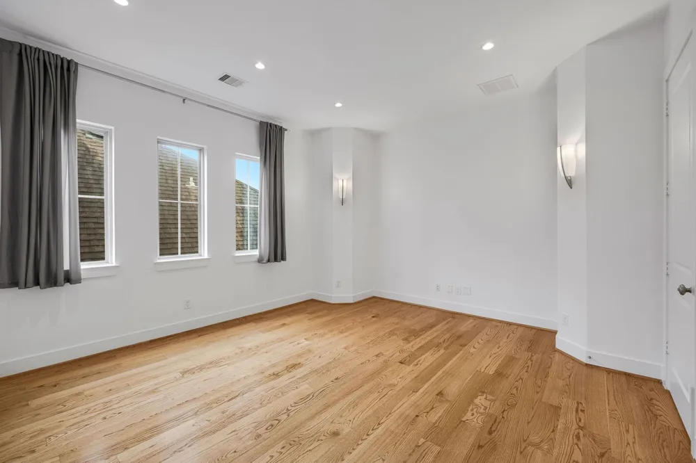 1518 W Clay Street Houston, TX 77019