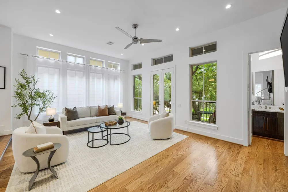 1518 W Clay Street Houston, TX 77019