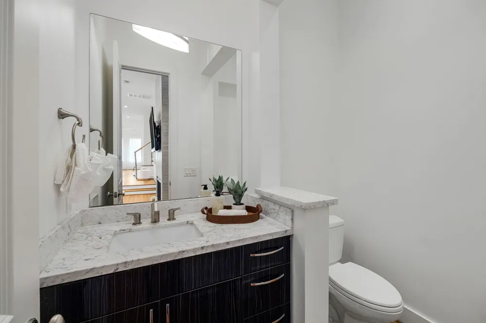 1518 W Clay Street Houston, TX 77019